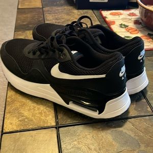 Never Worn Black Nike size 13